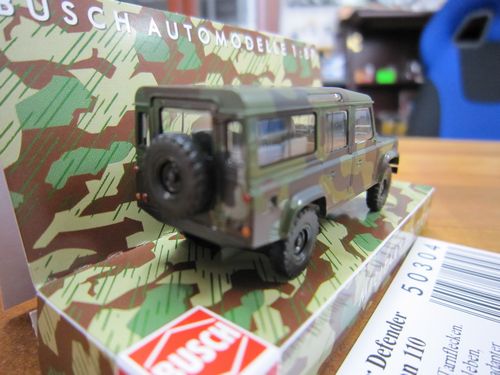 ランドローバー ディフェンダー110 迷彩色 1/87 | ミニカーショップ