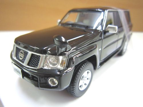 Yahoo!オークション - RAI'S レイズ 1/43 日産 サファリ グラン