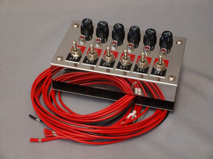 スイッチボックス6連 24V 524011 | 株式会社 有楽庁