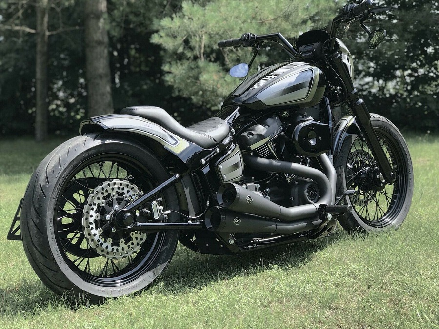 HARLEY ソフテイル SOFTAIL M8 